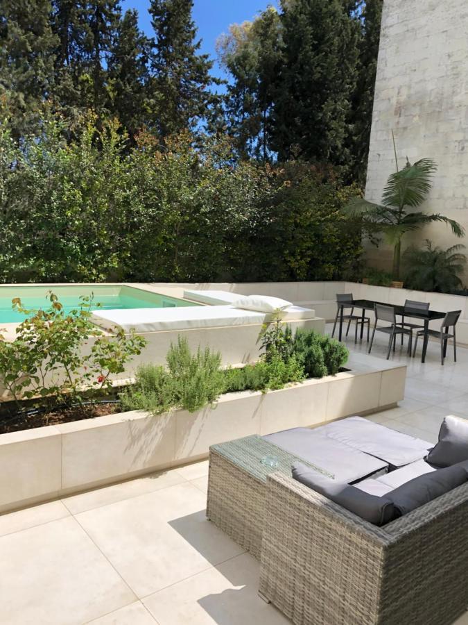Апартаменти Carlo V - Con Piscina E Giardino Privati Лечче Екстер'єр фото